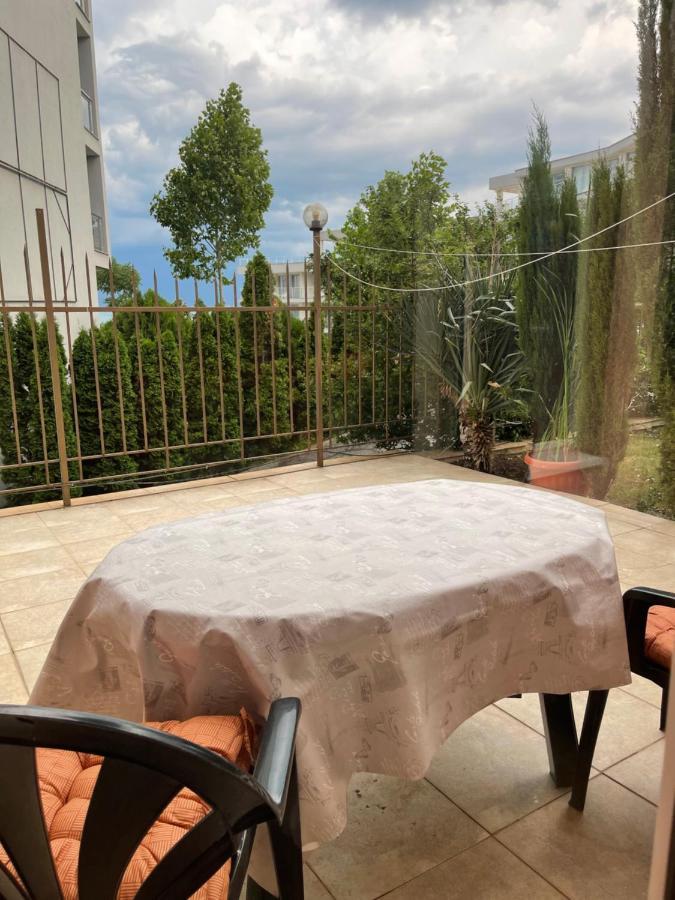 Apartamento Le Premiére Randevu Sveti Vlas Exterior foto