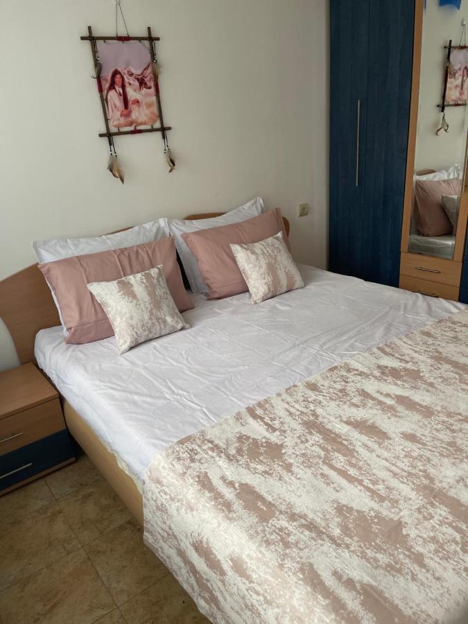 Apartamento Le Premiére Randevu Sveti Vlas Exterior foto